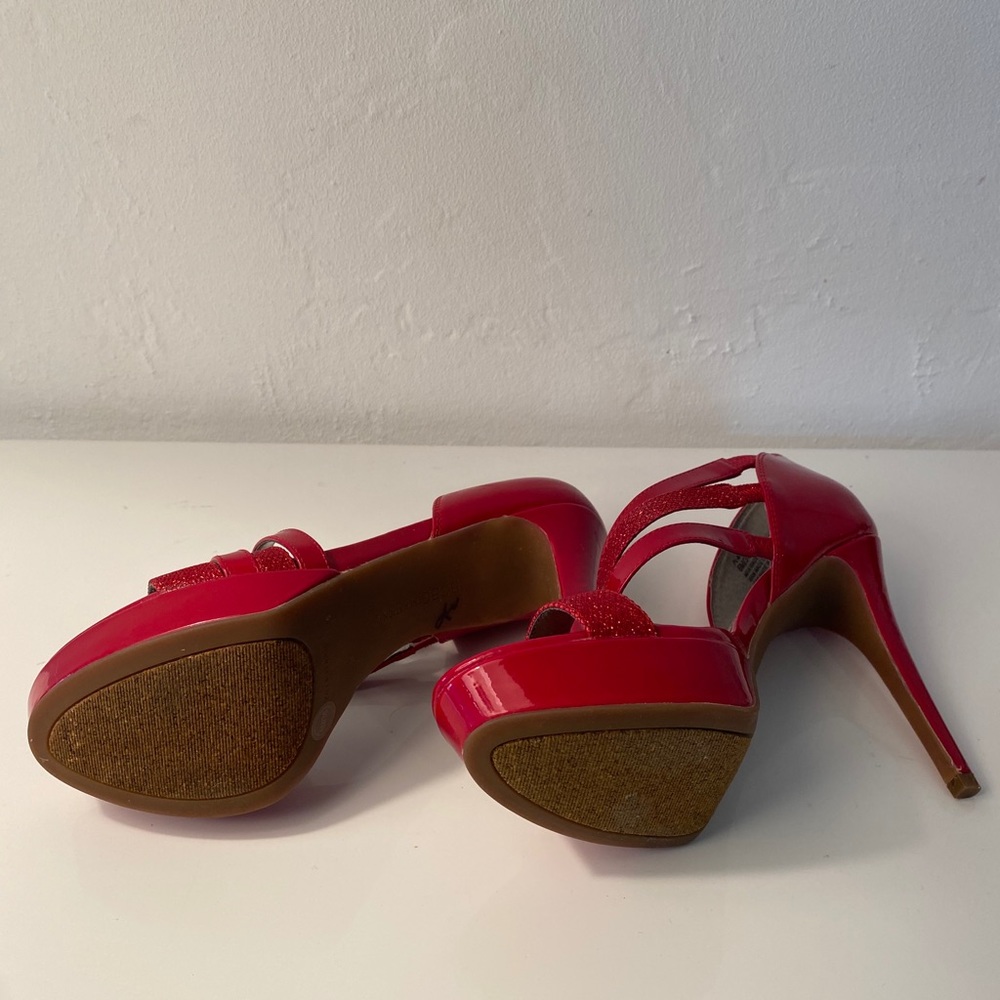 BCBGeneration platform heels - Picture 4 of 4